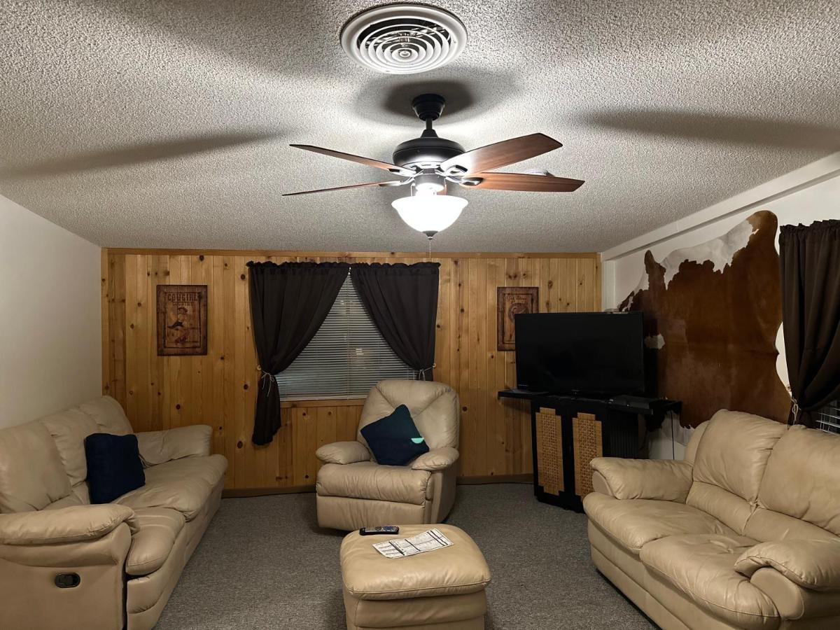 Country Cabins Hotel Chariton Exterior foto