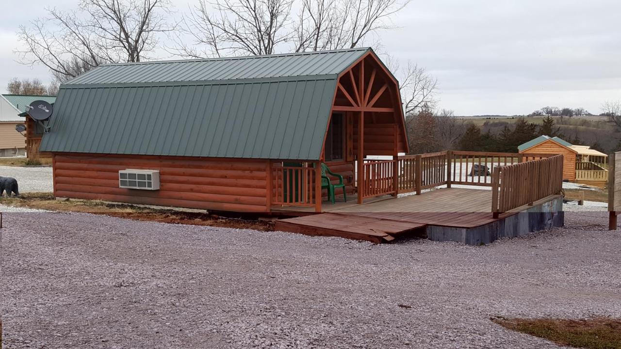 Country Cabins Hotel Chariton Exterior foto