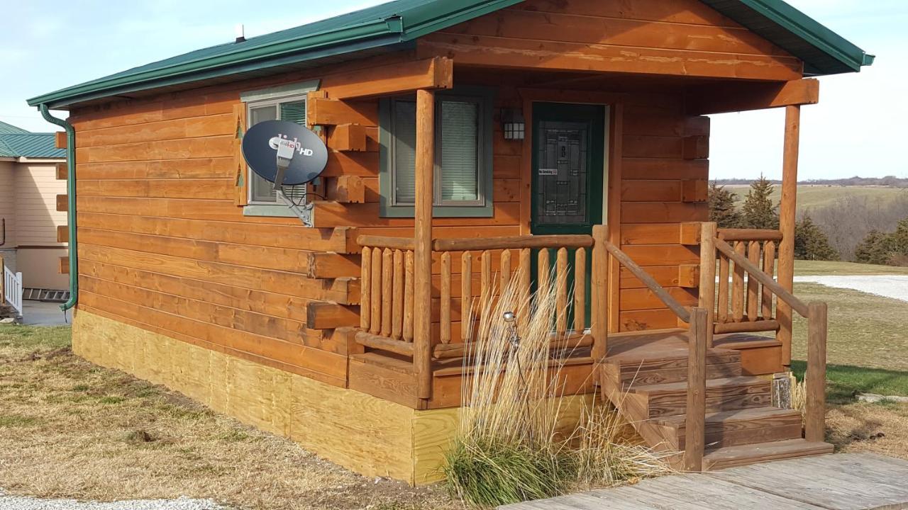 Country Cabins Hotel Chariton Exterior foto