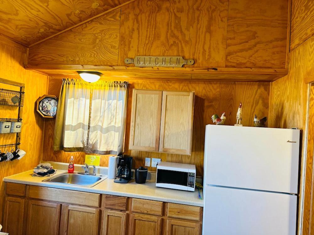 Country Cabins Hotel Chariton Exterior foto